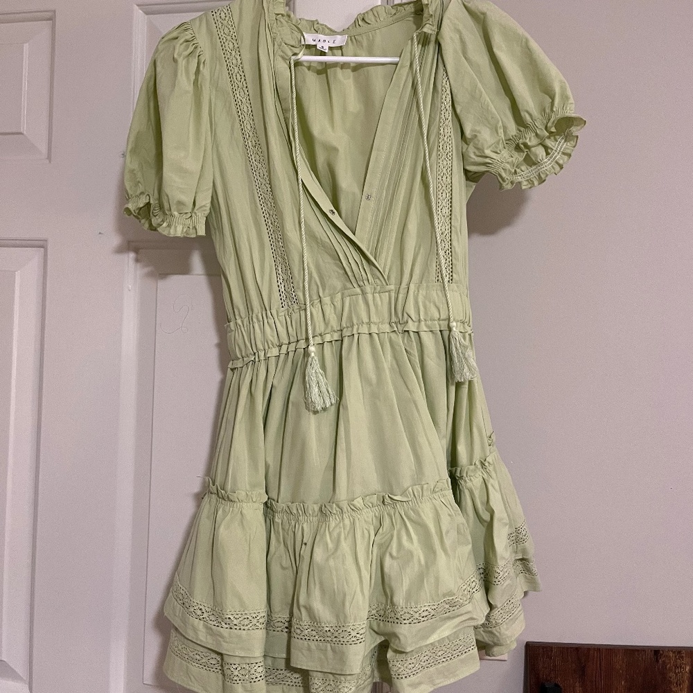 NWOT Mable Light Green Ruffle Puff Sleeve Dress Size Small